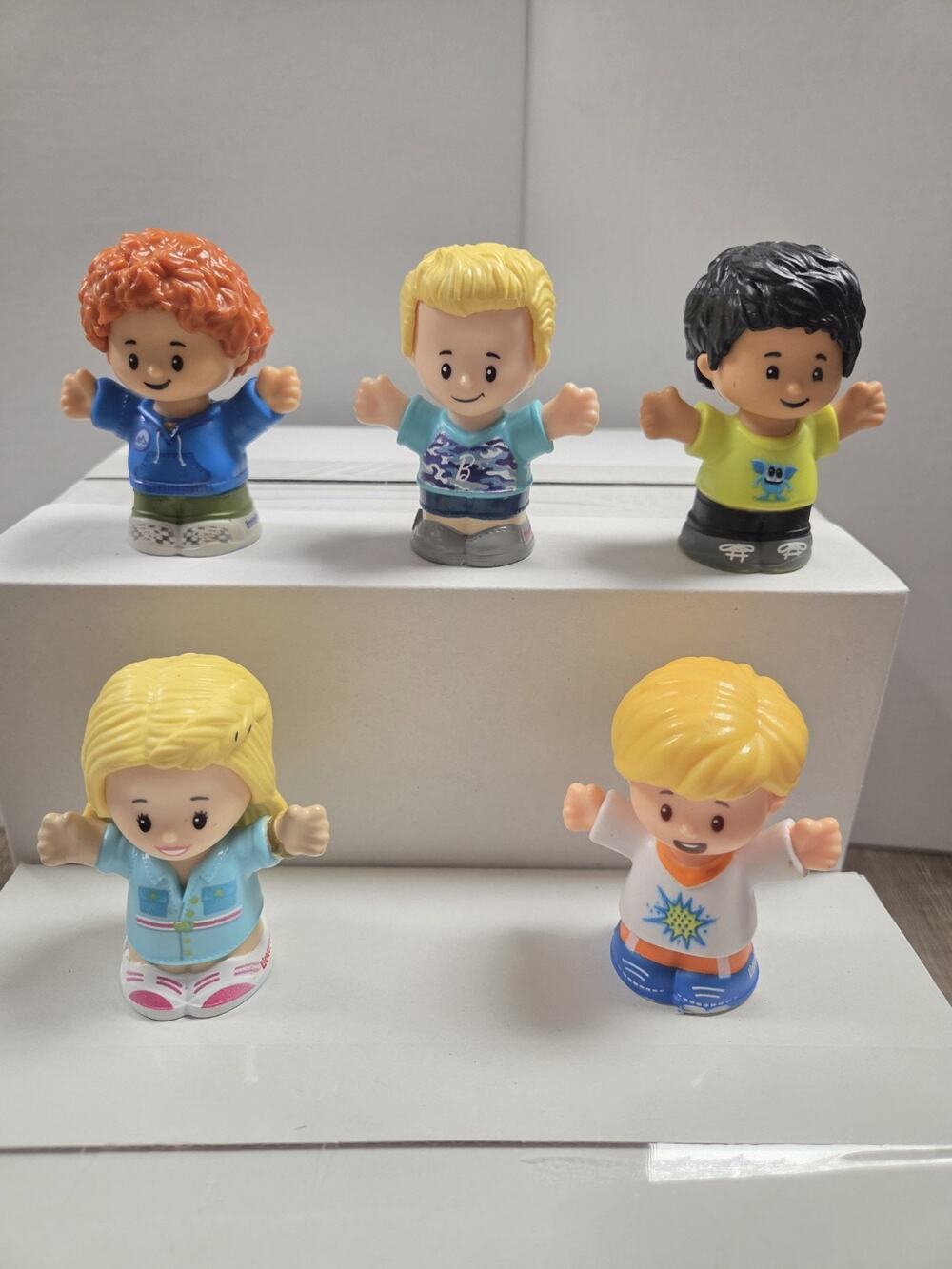Fisher Price Little People Blonde Kids Figures Dolls Lot Of 5
